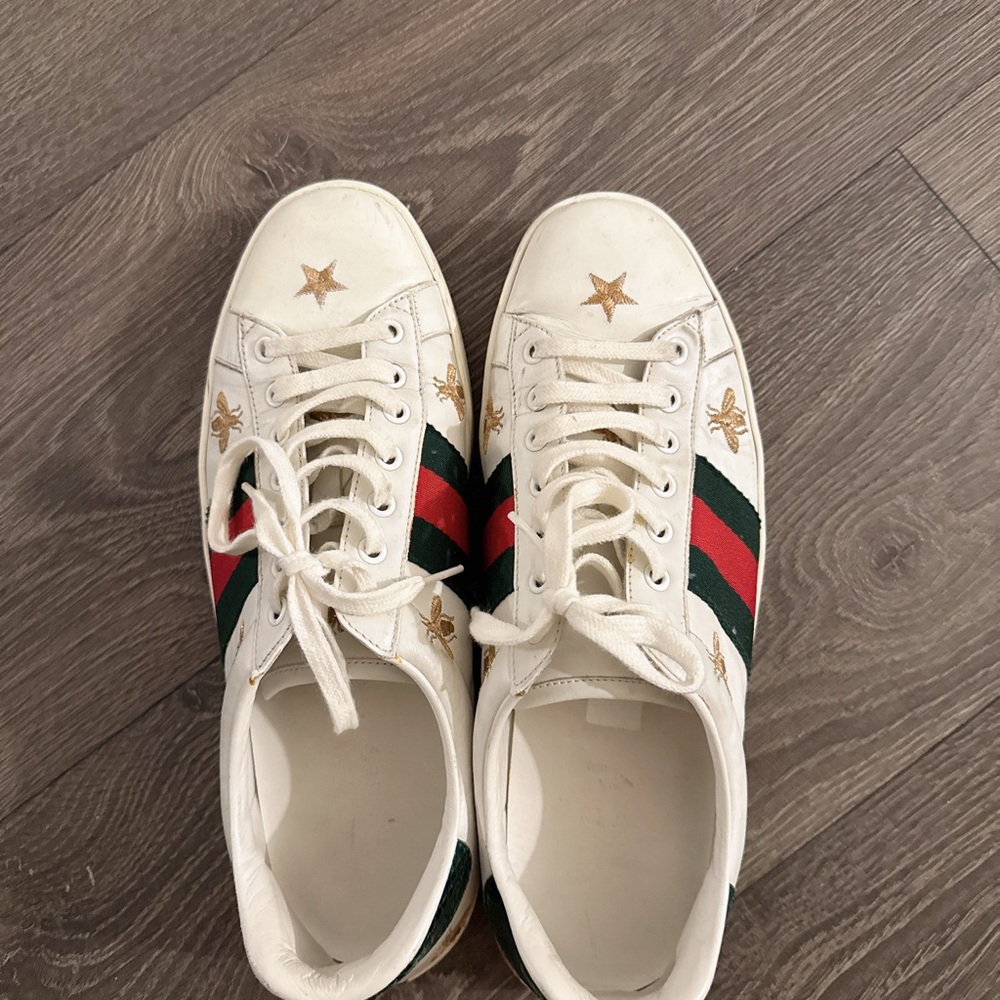 Authentic Gucci White Loafers with Red and Green Stripes